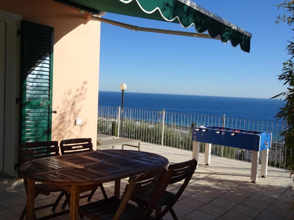 Villetta Sole Mare Santo Stefano al Mare Exterior photo