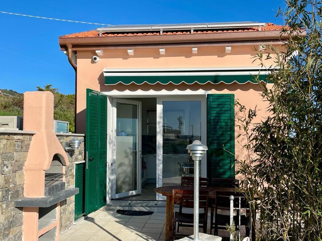 Villetta Sole Mare Santo Stefano al Mare Exterior photo